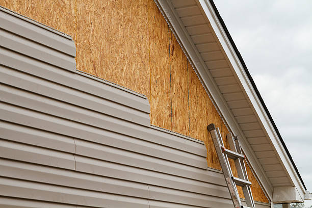 24/7 Emergency Siding Repair experts in Raymond, IL